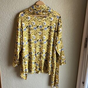 Masai popover top with scarf